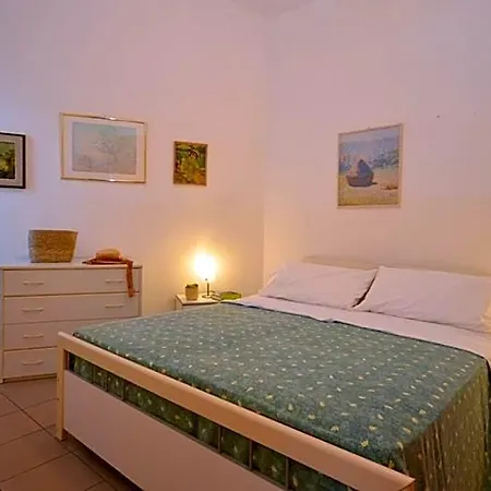 Bright And Airy With Garden View Lignano Sabbiadoro